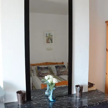 Le Neptune Le Somail