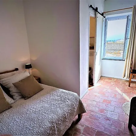 Le Neptune Le Somail